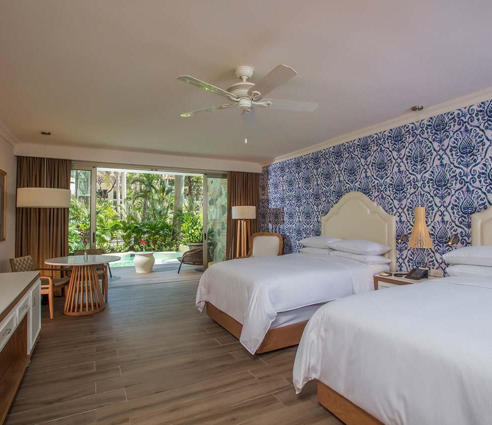Krystal Grand® Puerto Vallarta Hotel Krystal Grand® Puerto Vallarta Hotel
